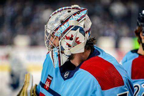 A Sleeper Team in Each Conference to Reach the Stanley Cup The